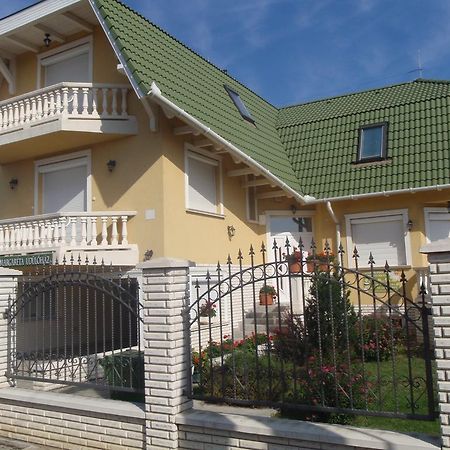דירות Hajdúszoboszló Margareta Apartmanhaz מראה חיצוני תמונה